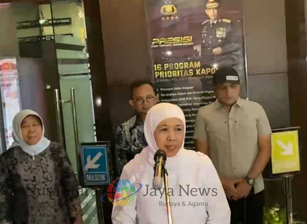 Diperiksa KPK Selama 8 Jam, Khofifah Tegaskan Tak Ditanya soal Nilai Dana Hibah: “Gak Onok Pertanyaan Nilai”