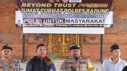 Kapolres Badung Gelar Jumat Curhat di Desa Darmasaba: Dengarkan Keluhan Warga, Tegaskan Komitmen Jadikan “Desa Perubahan”