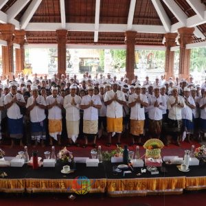 Bupati Badung dan Wagub Bali Hadiri Rangkaian Upacara Adat di Petang, Salurkan Bantuan Ratusan Juta Rupiah untuk Pembangunan dan Upakara