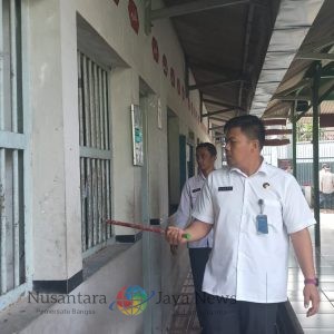 Cegah Gangguan Kamtib, Jajaran Keamanan Lapas Batang Laksanakan Kontrol Blok Hunian Dengan Penuh Disiplin