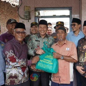 Bupati Subandi Sidak RTLH di Prambon, Dua Rumah Warga Simogirang Langsung Direnovasi