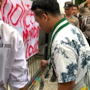 Demo Lanjutan Dugaan Korupsi Revitalisasi Danau Siombak, KAMMI Medan Lepas Tikus di Kantor BBWS Sumatera II