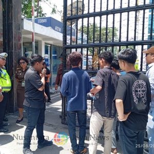 Lembaga AMPR Sumut Gelar Aksi Damai Desak Kejatisu Usut Dugaan Makelar Proyek yang Berlindung di Balik Relawan Bobby Nasution