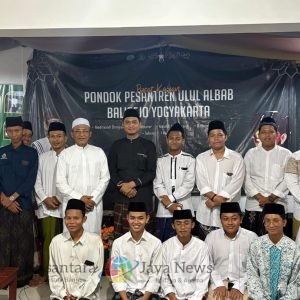Santri Ulul Albab Antusias Ikuti Seminar Bahas Kontrak Konvensional dan Syariah