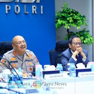 Polri Teguhkan Moral dan Profesionalisme Pasca Krisis, Gandeng Prof. Mahfud MD dan Komjen Chryshnanda