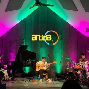 The Pianist Berlangsung Meriah di Antida Sound Garden
