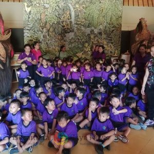 Siswa TK Dunia Bintang Berkunjung ke Musium Pasifika Untuk Mengenal Sejarah Melalui Lukisan dan Patung