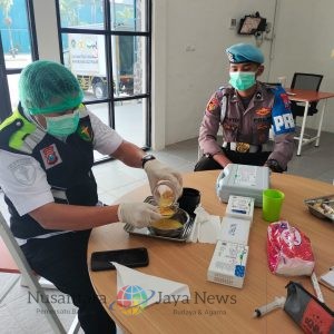 Dukung Pemenuhan Gizi, Polres Gresik Lakukan Pemeriksaan Keamanan Pangan di SPPG Kemala Bhayangkari