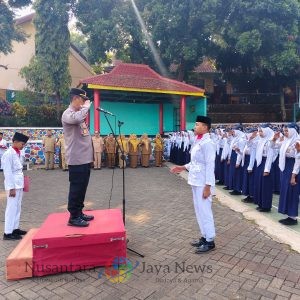 Kapolsek Purwodadi Jadi Pembina Upacara di SMPN 1 Purwodadi, Seru Pelajar Jauhi Narkoba