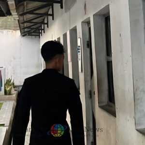 Petugas Lapas Batang Disiplin Kontrol Blok Hunian Untuk Ciptakan Lingkungan Aman dan Kondusif 