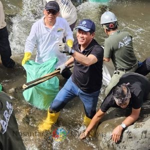 Hari Kesaktian Pancasila, PLN dan KLH Gelar Aksi Bersih DAS Ciliwung, Angkut 176 Kg Sampah dan Tanam 2.500 Pohon