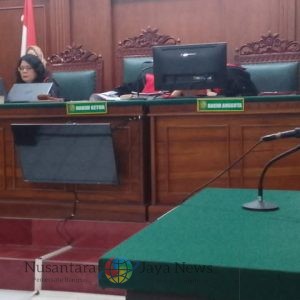 Hakim Ratna Asyik Ngobrol Saat Sidang, Terdakwa KDRT Bacakan Pembelaan Sendiri