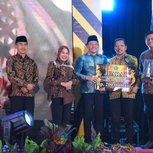 Pemkab Sidoarjo Beri Penghargaan Ketua RT