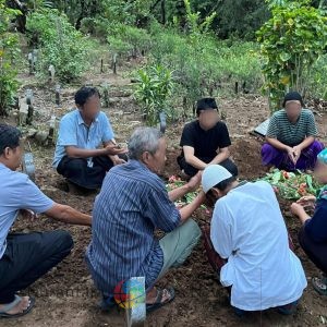 Wujud Pelayanan dan Kemanusiaan, Lapas Batang Kawal Warga Binaan Hadiri Pemakaman Orangtua