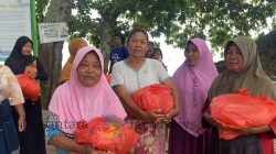 Peduli Terhadap Masyarakat, Satpolairud Polres Dompu Di Hari Jadi Ke 75 Berbagi Paket Sembako Ke Warga Beranti