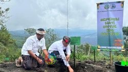 BKSDA Bali Gelar Guru Piduka dan Penanan pohon di TWA Penelokan Pulihkan Harmoni Alam