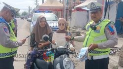 Sat Lantas Polres Labuhanbatu Beri Teguran Tertulis kepada Pelanggar, di Ops Zebra Toba 2025