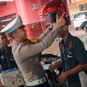 Polres Blitar Berikan Teguran Simpatik dalam Operasi Zebra Semeru 2025