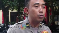 Ban Pecah, Grand Max Terguling di Jembatan Suramadu Sisi Madura: Dua Orang Alami Luka-Luka