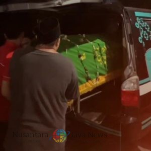 Ambulans Jenazah Gratis Polres Gresik Bantu Warga Kebomas hingga Pemakaman
