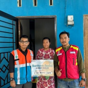 PT Prima Indonesia Logistik Berikan Bantuan Sembako Untuk Warga Terdampak Banjir