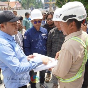 Sidak Proyek Pembangunan Alun-alun Sidoarjo, Bupati Subandi temukan Banyak Kekurangan