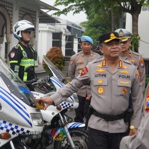 Kesiapsiagaan Akhir Tahun: Apel Gelar Pasukan Operasi Lilin Semeru 2025 di Surabaya