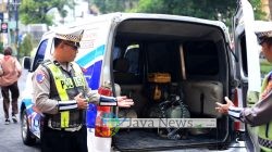 Antisipasi Kendaraan Mogok Saat Nataru, Satlantas Polres Gresik Turunkan Mobil KELINGAN AMAN