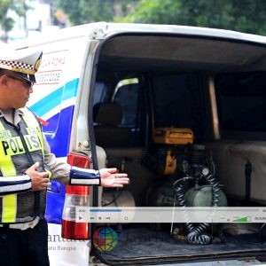 Antisipasi Kendaraan Mogok Saat Nataru, Satlantas Polres Gresik Turunkan Mobil KELINGAN AMAN