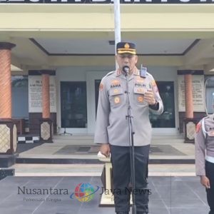 Kapolresta Banyuwangi Pimpin Apel Jam Pimpinan, Tekankan Kesiapan Personel Jelang Operasi Lilin 2025