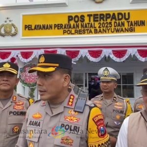 Kapolresta Banyuwangi Tinjau Pos Pam Terpadu Operasi Lilin Semeru 2025 di Pelabuhan Ketapang Jelang Nataru