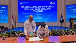 Komitmen Sinergi, Rektor Universitas Hang Tuah Hadiri Penandatanganan Kerja Sama