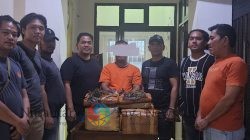 dengan judul : Bawa 26 Kg Ganja, Pelaku Narkotika Ditangkap Usai Coba Kabur dari Polisi