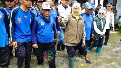 Gubernur Khofifah Tinjau Banjir Lamongan, Pastikan Penanganan Cepat dan Terkoordinasi