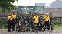 Koramil 0830/11 Rungkut Gelar Karya Bakti Bersihkan Sungai Sentong dalam Rangka HUT ke-1 Kodim 0830/Surabaya