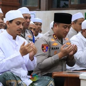 Kapolres Gresik Pimpin Ziarah Wali dan Ulama, Pererat Sinergi dengan Tokoh Agama