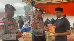 Polri Salurkan Bantuan Al-Qur’an kepada Pesantren Terdampak Banjir