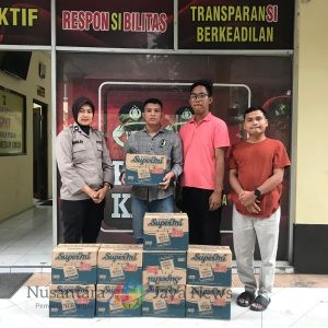 Kapolsek Medan Timur Salurkan Bantuan Kemanusiaan kepada Tim Relawan Bencana Alam Aceh Tamiang