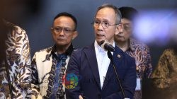 Ketua Dewan Komisioner OJK Mengundurkan Diri Dari Jabatan