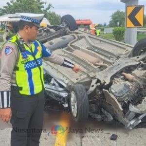 Ngantuk Berat, Avanza Tabrak Truk di Tol Jombang Arah Surabaya, Dua Penumpang Meninggal Dunia