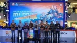Dispendik Surabaya Tekankan Keseimbangan Akademik dan Hobi di Grand Tournament MLBB Goes To School 2025