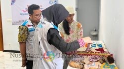 YBM PLN UIP JBTB Dorong Pemberdayaan Ibu-Ibu Ketintang Lewat “Ramaniya Crafter”