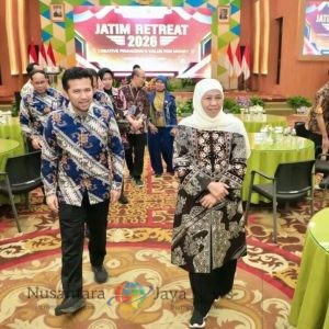 135 Kepala OPD, BUMD, dan Layanan Publik Pemprov Jatim Ikuti Jatim Retreat 2026, Khofifah Tekankan Creative Financing