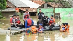 Antisipasi Pencurian Rumah Yang Ditinggalkan Warga, Serta Konsleting Listrik Saat Banjir, Polda Jabar Terus Intensifkan Patroli di Karangligar Karawang