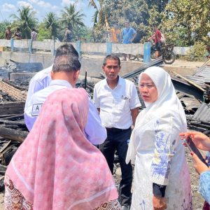 Si Jago Merah Amuk Rumah Warga di Desa Kulasar, Sugiati Tegaskan Komitmen Dampingi Korban
