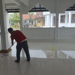 Lapas Tegal Gelar Aksi Bersih-Bersih Masjid Nurul Bahari