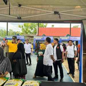 Sinergi Polres Ngawi dengan Pemkab Beri Pendampingan Operasi Pasar Murah