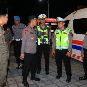 Kapolres Ngawi Pimpin Patroli Skala Besar, Jaga Kondusivitas Ramadan 1447 H