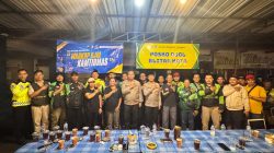 Polres Blitar Kota Gelar Sahur Bersama Komunitas Ojol