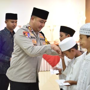 Polres Gresik Gelar Buka Bersama Insan Media dan Santuni Puluhan Anak Yatim di Bulan Suci Ramadan 1447 H